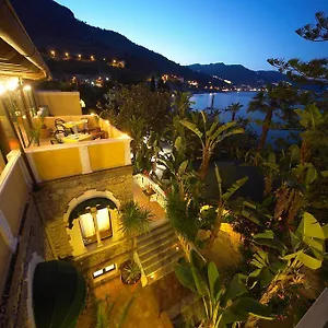 hotel-baia-delle-sirene-taormina.taorminaitalyhotels.com/